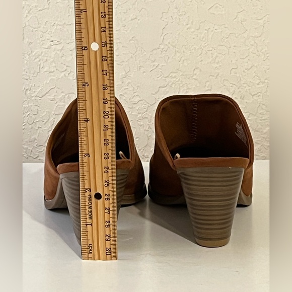 Old Navy Casual Chocolate Faux-Suede Mule Booties Block Heel Women’s Size 8 - Picture 5 of 10